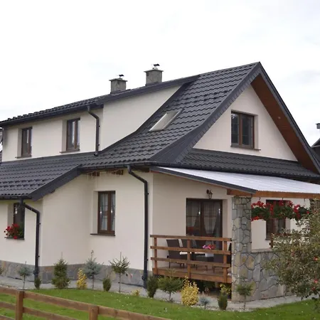 Pod Majowa Gora Apartmán *